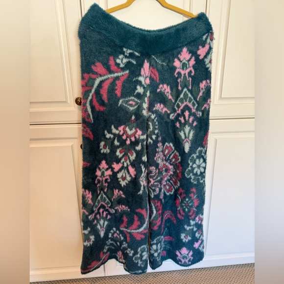 NWT Anthropologie Daily Practice Fuzzy Floral Wide Leg Pants Size XL Blue Pink - Picture 4 of 12